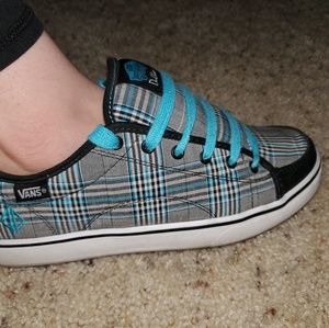 Vans teal Dustin Dollin skate sneakers